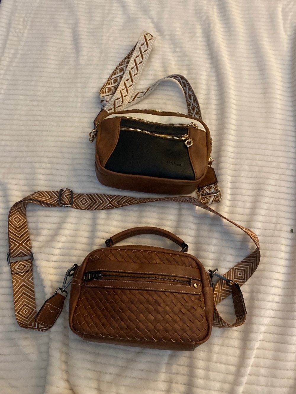 Crossbody bags